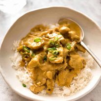 Chinese Satay Chicken Stir Fry - This is the Chinese takeout version of satay! Chicken stir fried in a satay sauce, this is made from scratch and tastes incredible. And easy! dev.recipetineats.com
