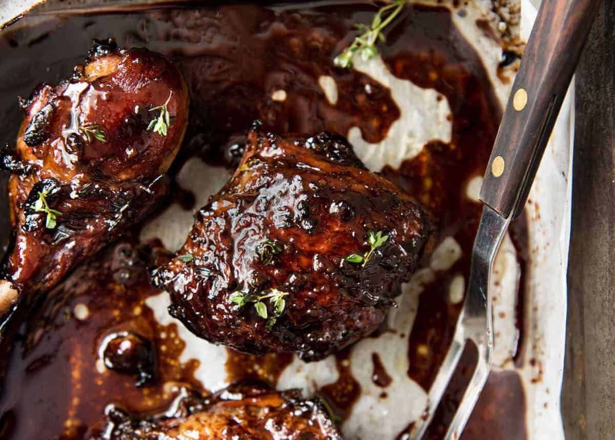 Balsamic vinegar, soy sauce, honey, sugar and garlic is all you need to make this super easy and fast Baked Balsamic Chicken! No marinating required. dev.recipetineats.com
