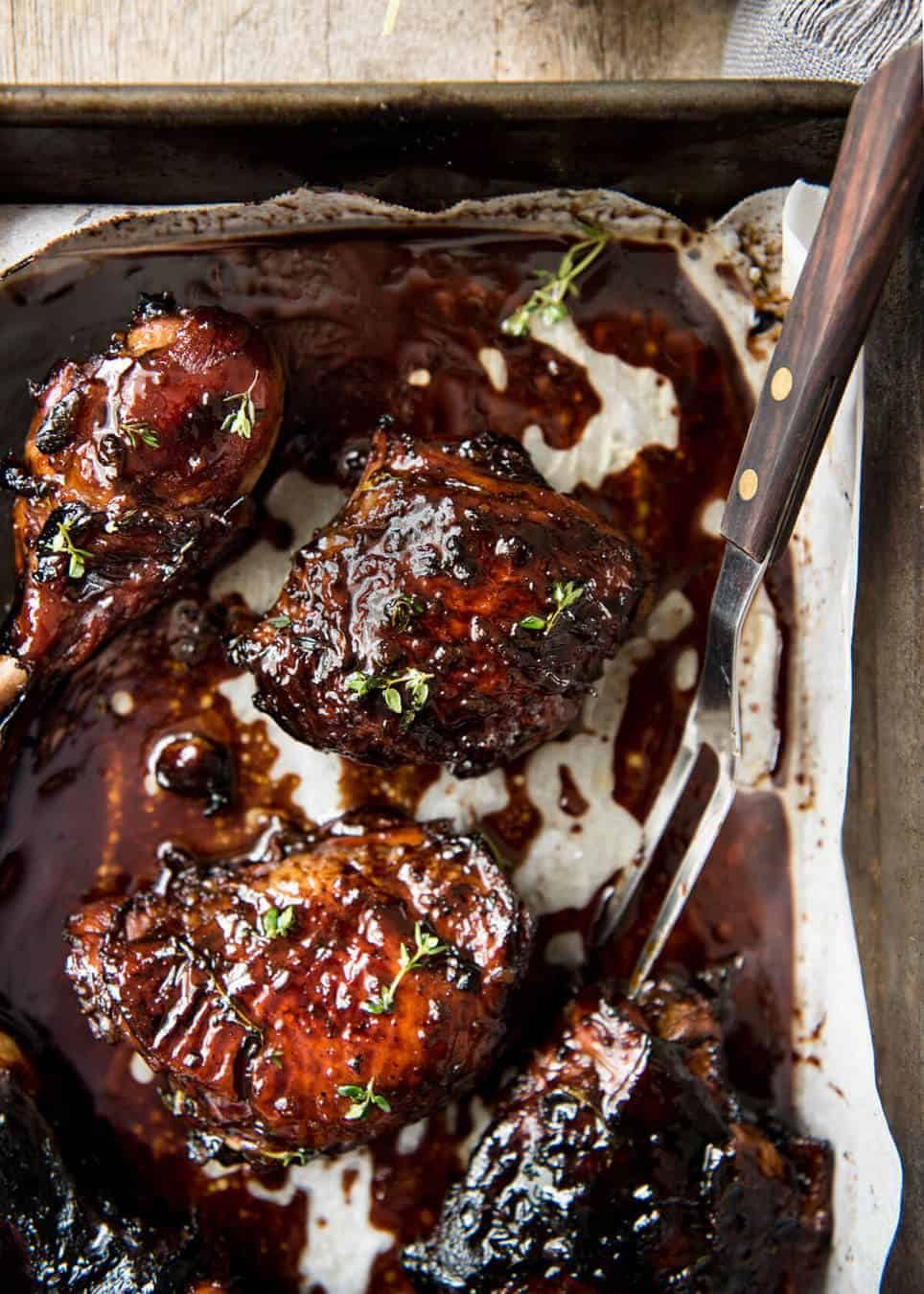 Balsamic vinegar, soy sauce, honey, sugar and garlic is all you need to make this super easy and fast Baked Balsamic Chicken! No marinating required. dev.recipetineats.com