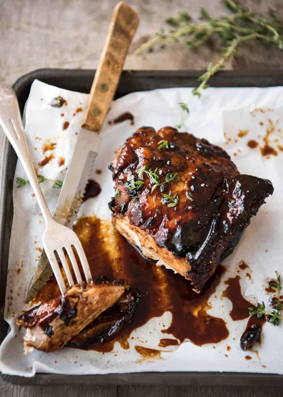Balsamic vinegar, soy sauce, honey, sugar and garlic is all you need to make this super easy and fast Baked Balsamic Chicken! No marinating required. dev.recipetineats.com