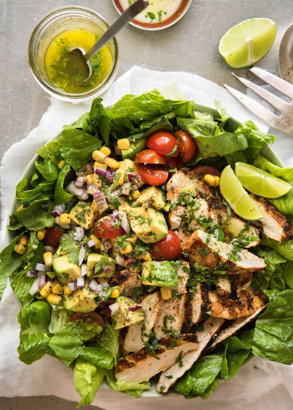Loaded with all the good stuff! This Mexican Chicken and Avocado Salad is unbelievably good! dev.recipetineats.com