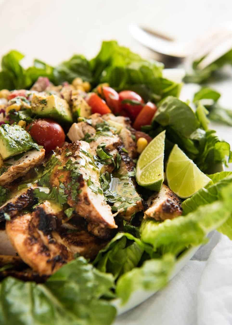 Loaded with all the good stuff! This Mexican Chicken and Avocado Salad is unbelievably good! dev.recipetineats.com