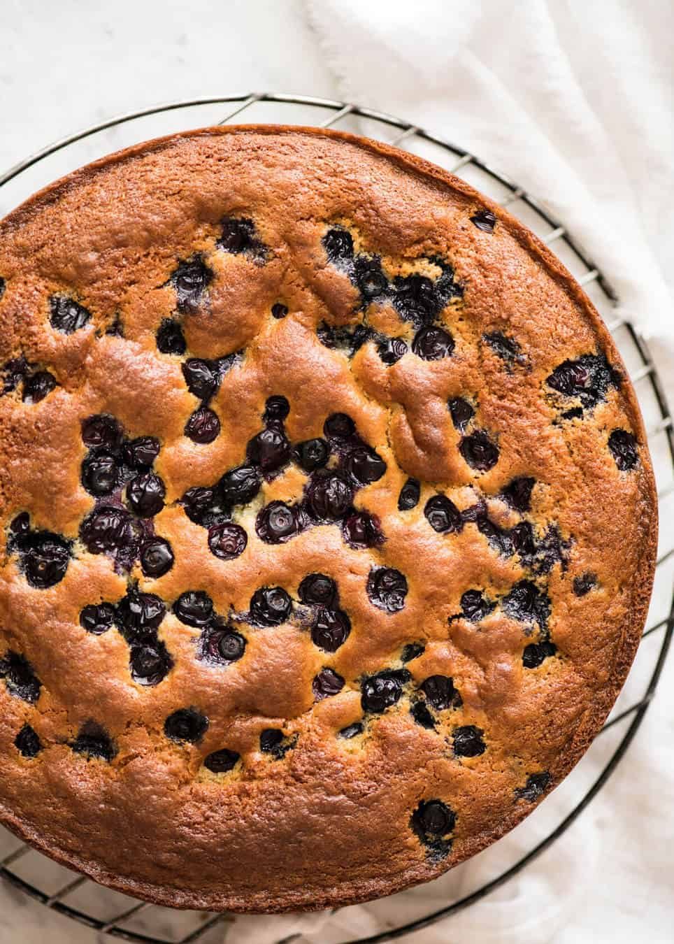 A lovely Blueberry Lemon Yoghurt Cake that's incredibly moist and astonishingly quick to make. dev.recipetineats.com