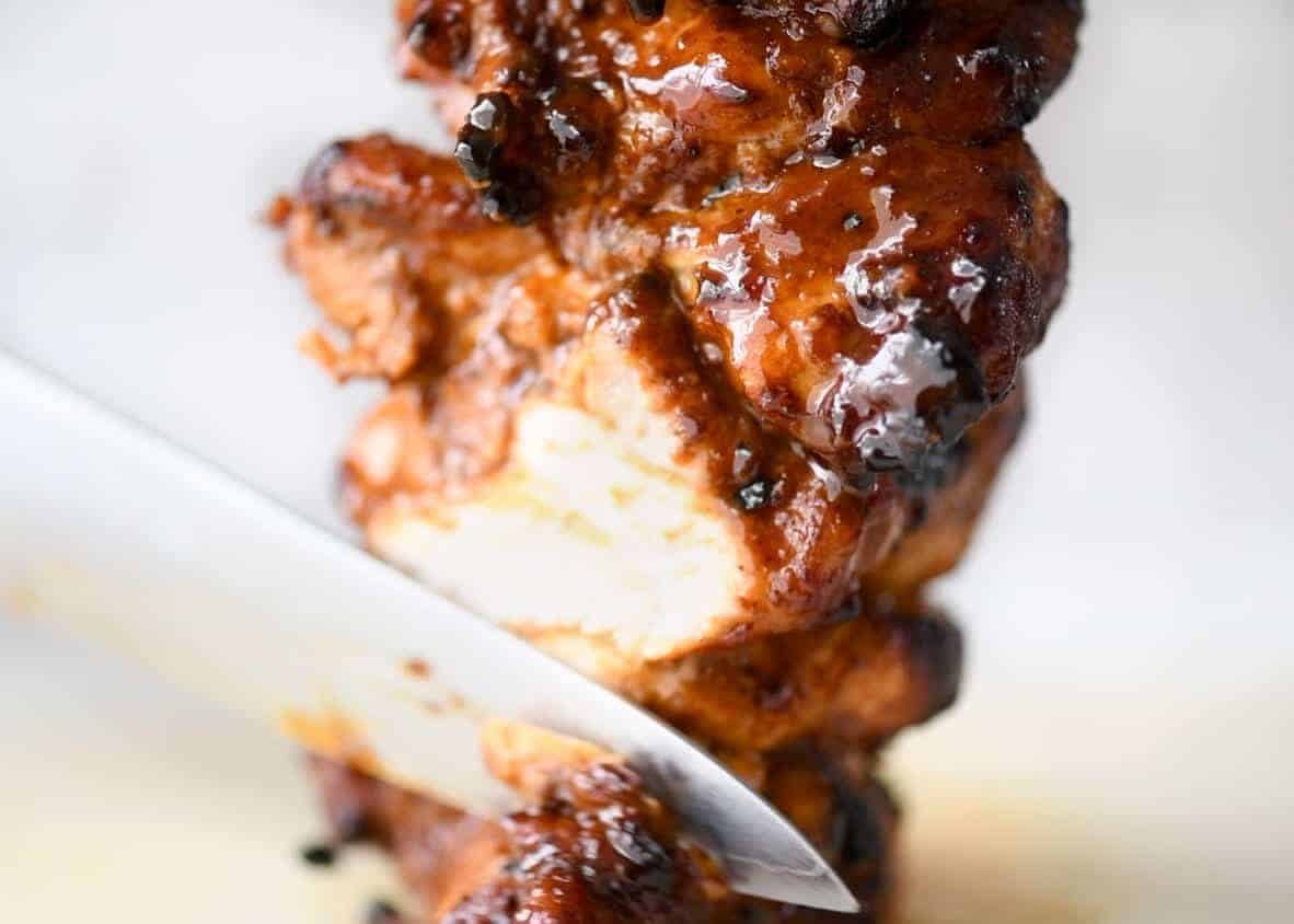 Homemade Chicken Doner Kebab - the better version of the midnight post-pub kebab runs! dev.recipetineats.com