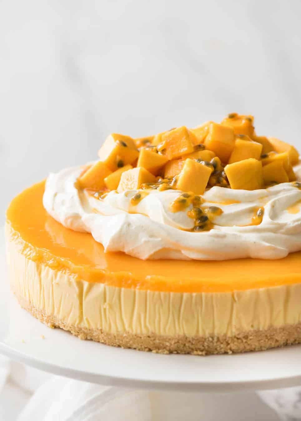 This No Bake Mango Cheesecake is a complete and utter celebration of summer! dev.recipetineats.com