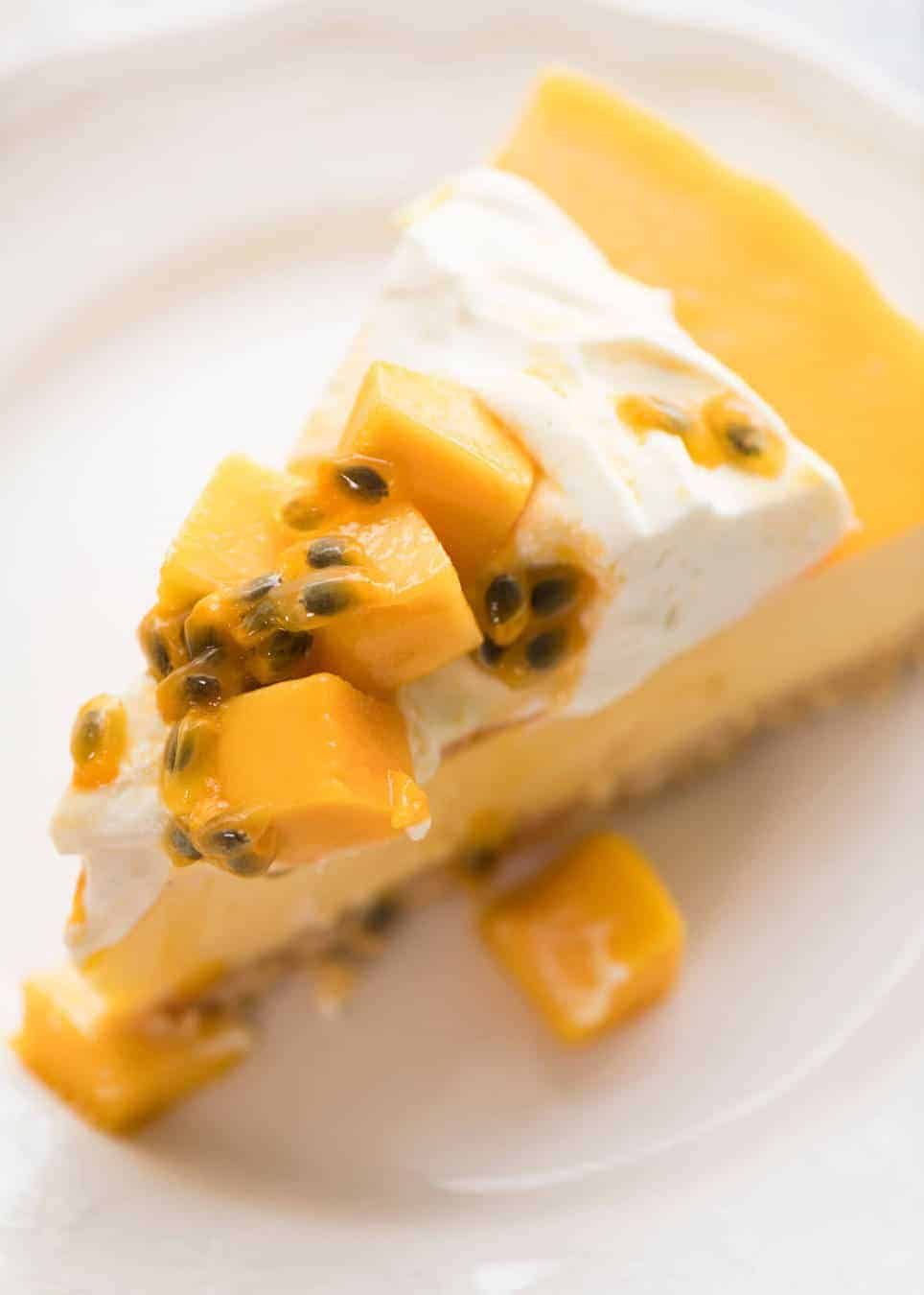 This No Bake Mango Cheesecake is a complete and utter celebration of summer! dev.recipetineats.com