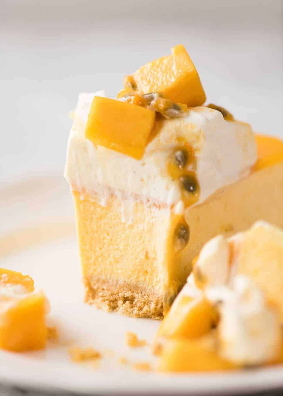 This No Bake Mango Cheesecake is a complete and utter celebration of summer! dev.recipetineats.com