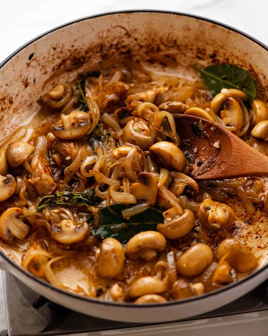 Cooking sauce for Chicken Fricass&eacute;e