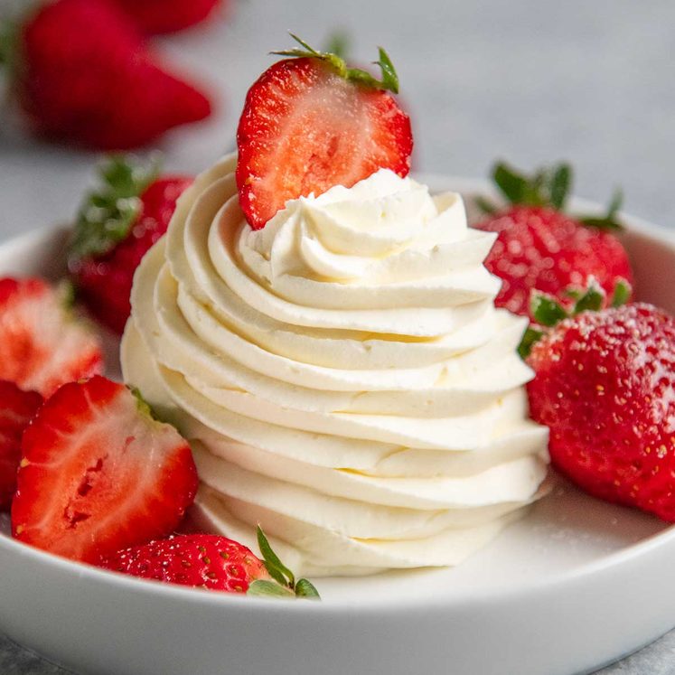 Whipped cream - stabilised
